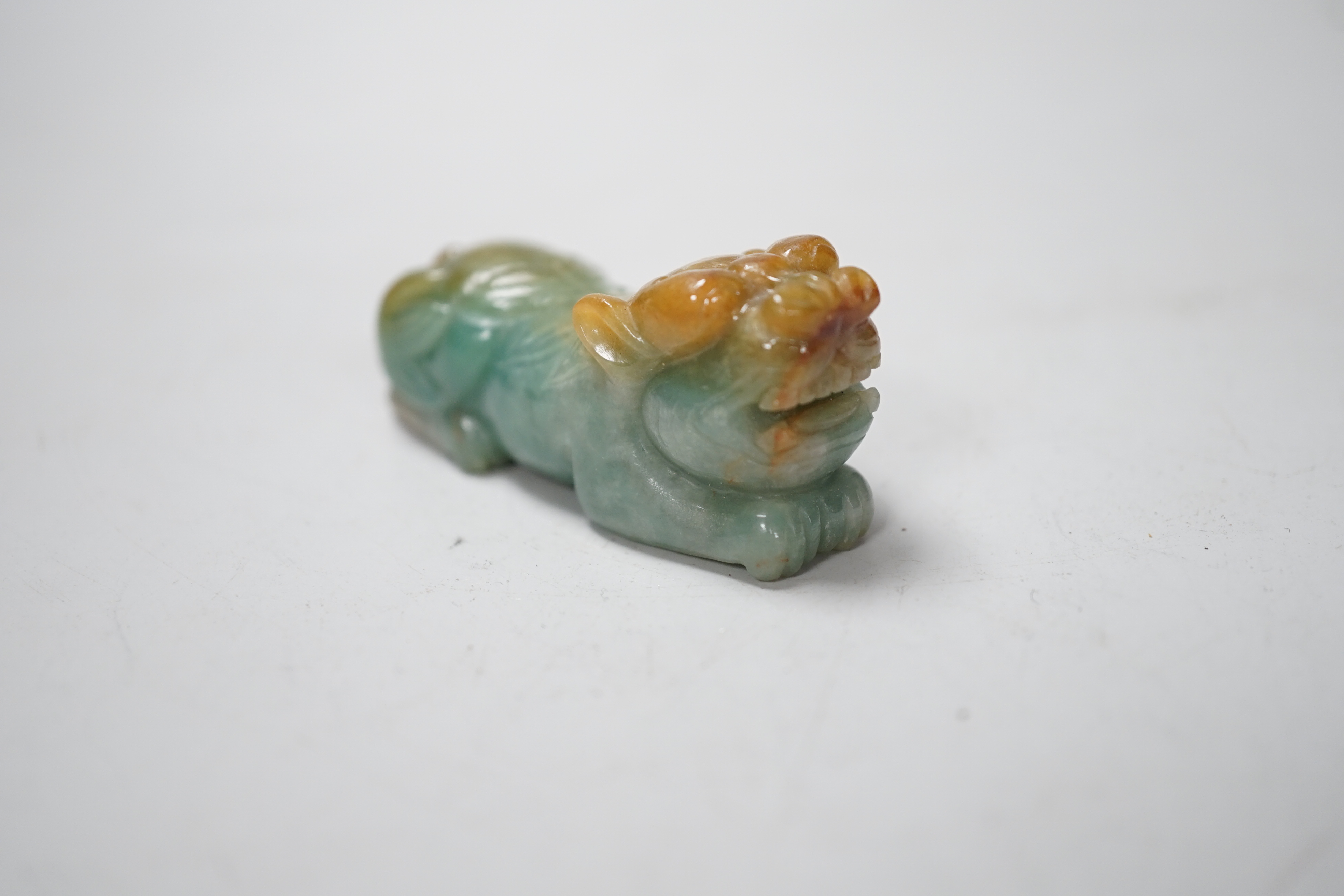 A Chinese hardstone lion dog, 6cm